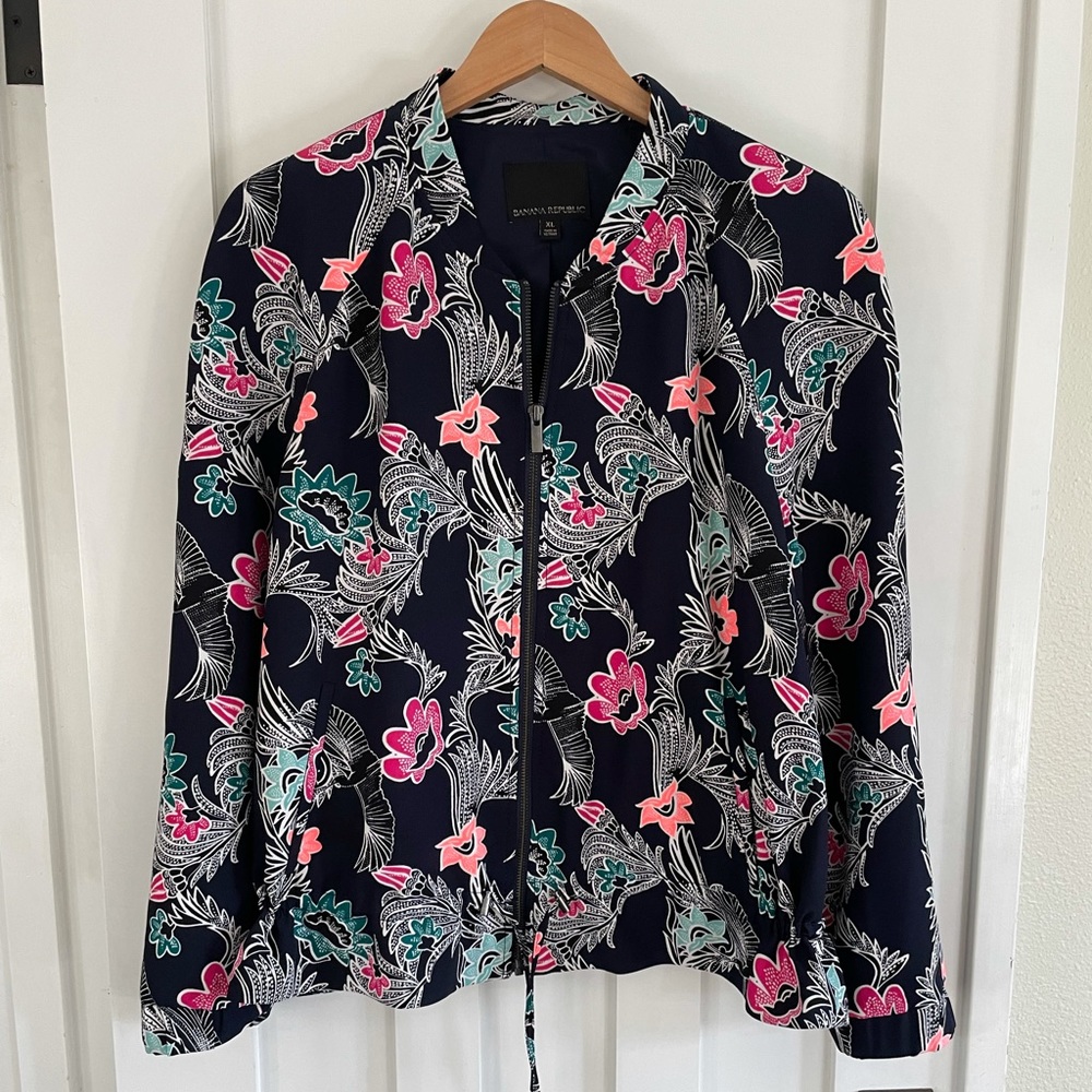 NWOT Banana Republic Bomber Bird Print Jacket XL